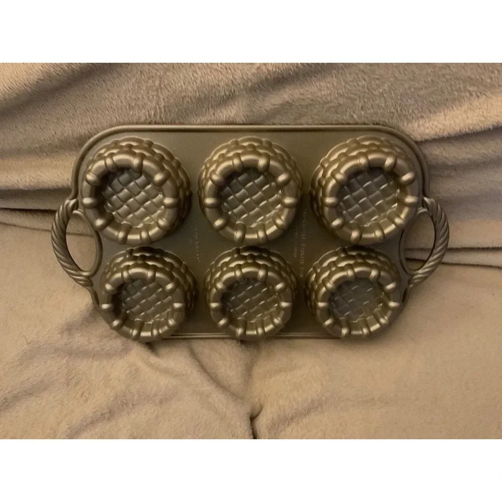 Nordic Ware tartlet multi baking pan basket weave new gold color new